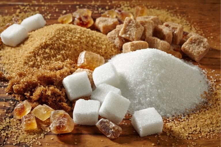 Il mito dello zucchero “sano”: perché lo zucchero di canna e il miele non fanno miracoli