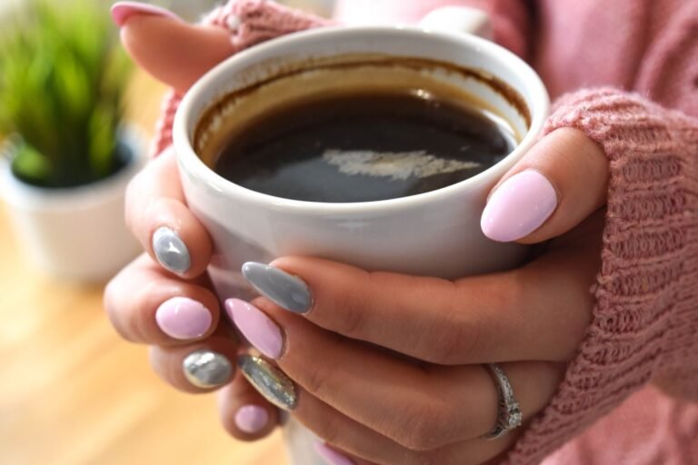 Perché bere il caffè ogni giorno può diventare la tua mossa geniale per il cuore