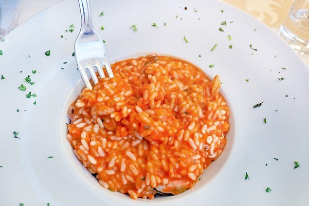 Risotto al pomodoro: il segreto del pomodoro che fa restare il riso crudo dentro